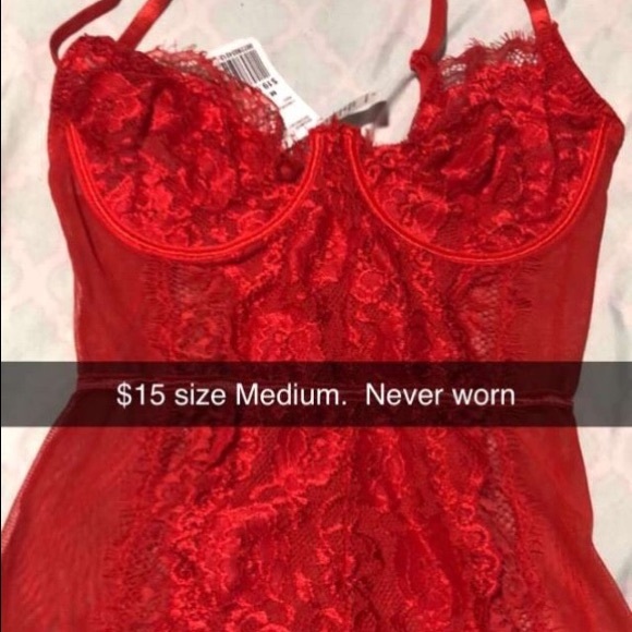 Lingerie - Picture 1 of 1